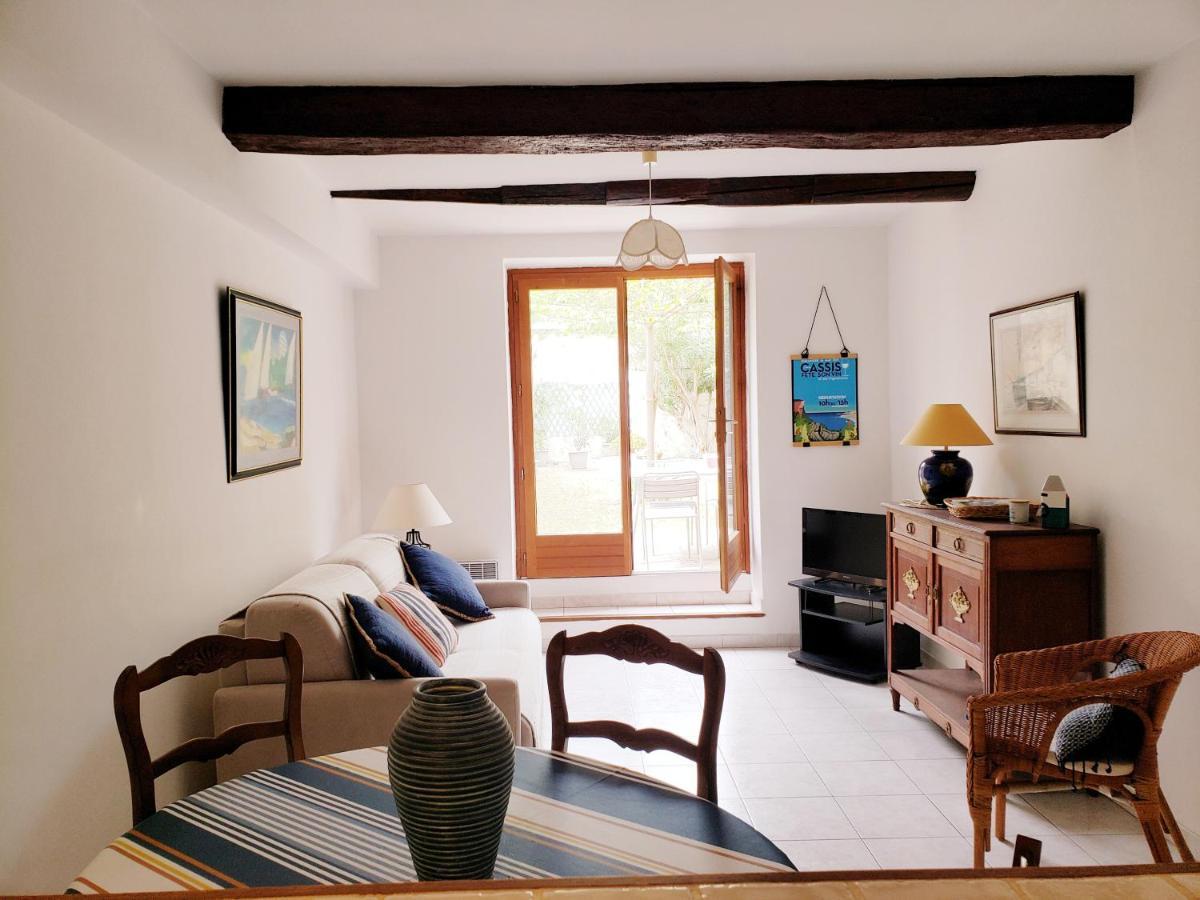 Appartement Au Coeur De Cassis Avec Jardin Bagian luar foto