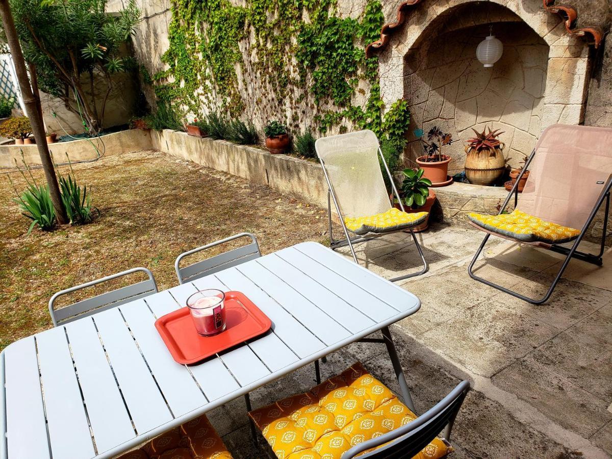 Appartement Au Coeur De Cassis Avec Jardin Bagian luar foto