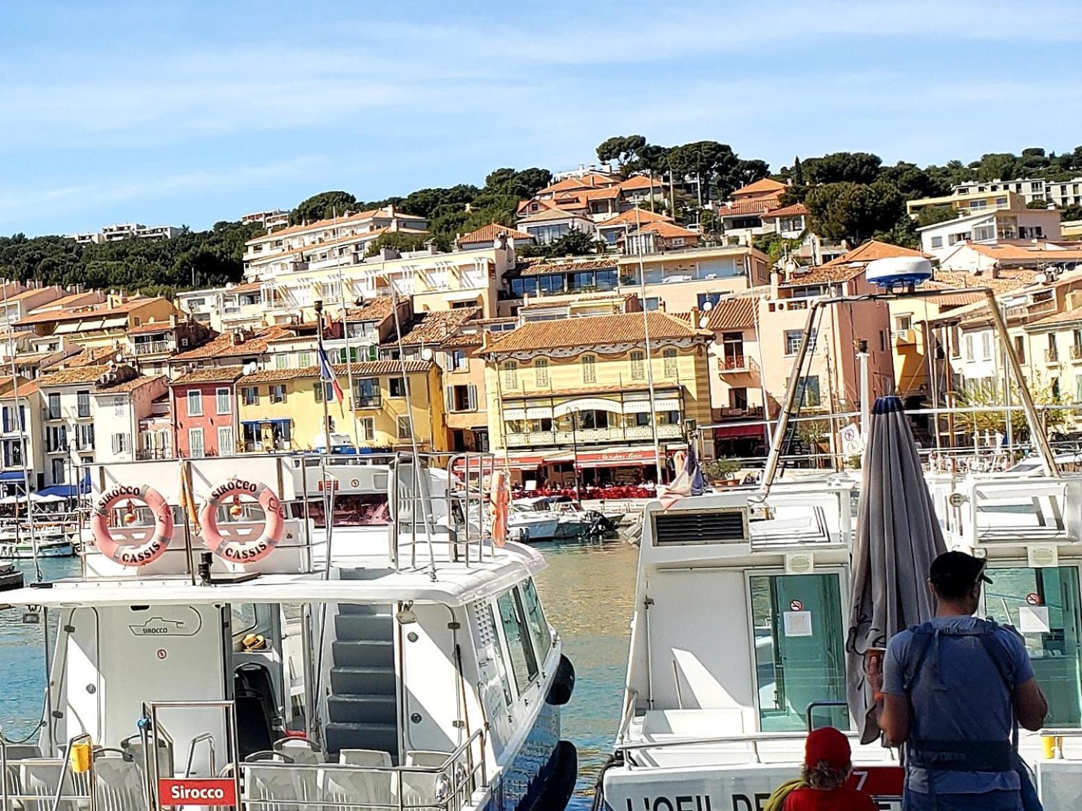 Appartement Au Coeur De Cassis Avec Jardin Bagian luar foto